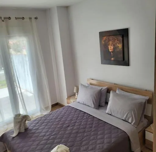 ολοκαίνουρια Iosif's